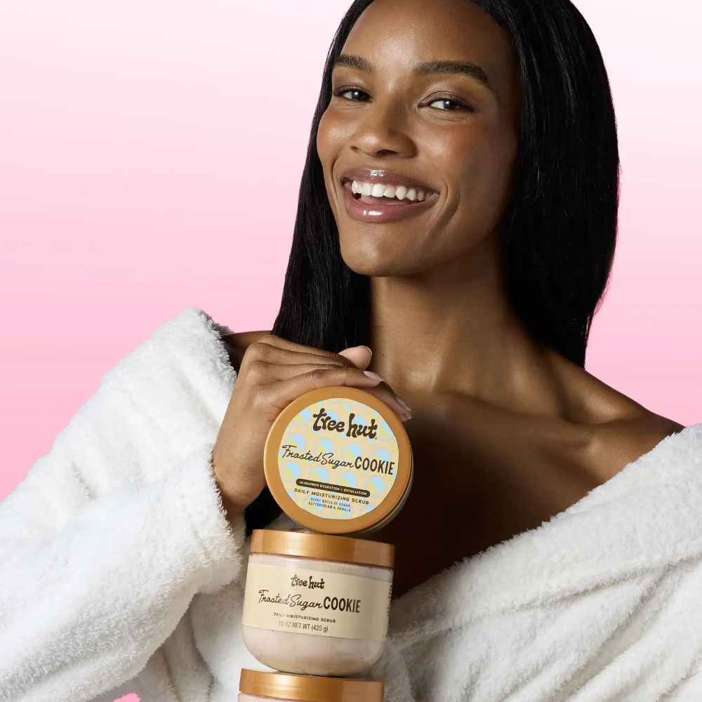 TREE HUT Frosted Sugar Cookie Moisturizing Scrub 425g - Зволожувальний скраб для тіла - фото №4 TREE HUT Frosted Sugar Cookie Moisturizing Scrub 425g - Зволожувальний скраб для тіла - фото №4